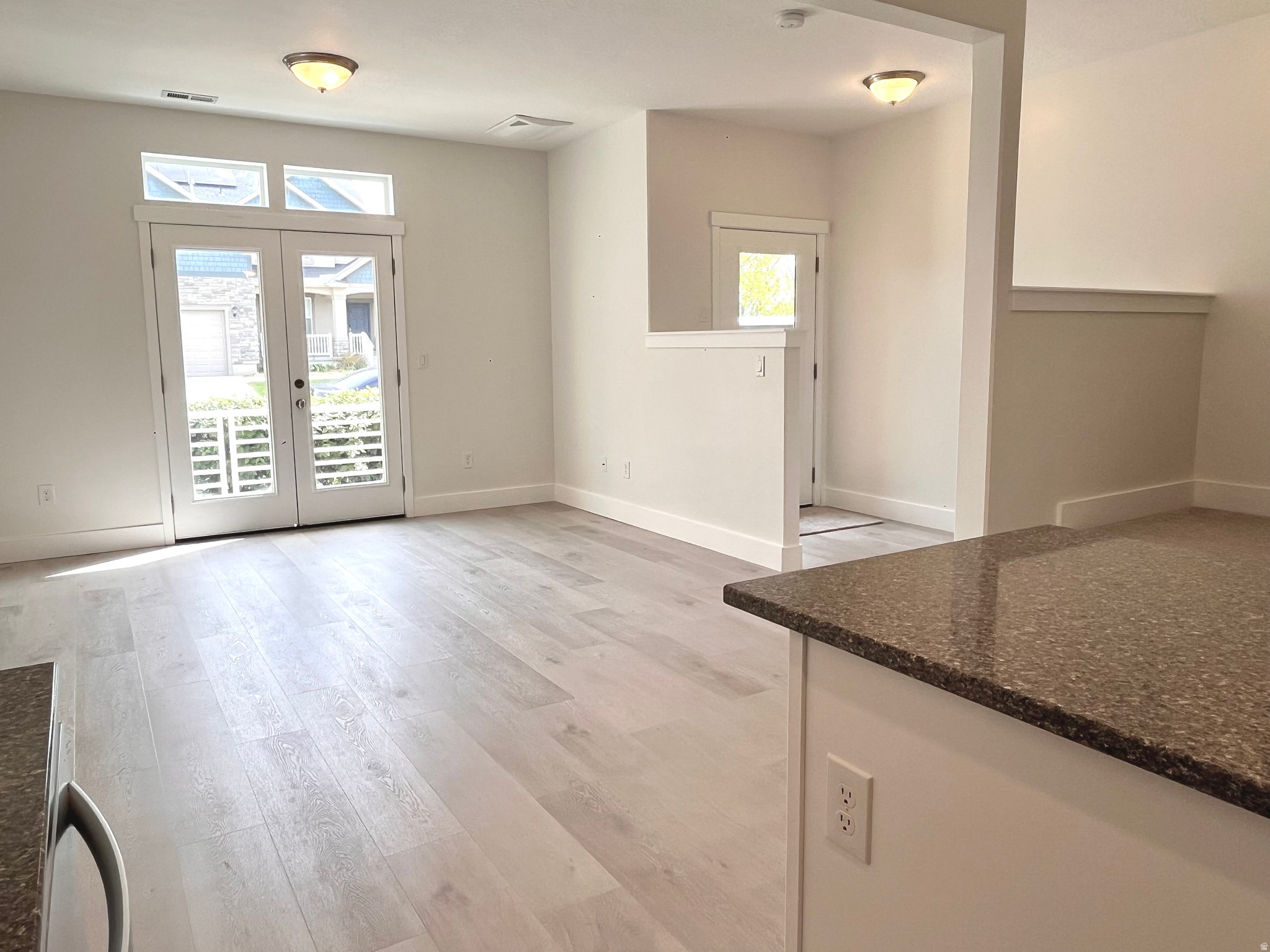 SUMMERLANE AT THE DISTRICT - Residential