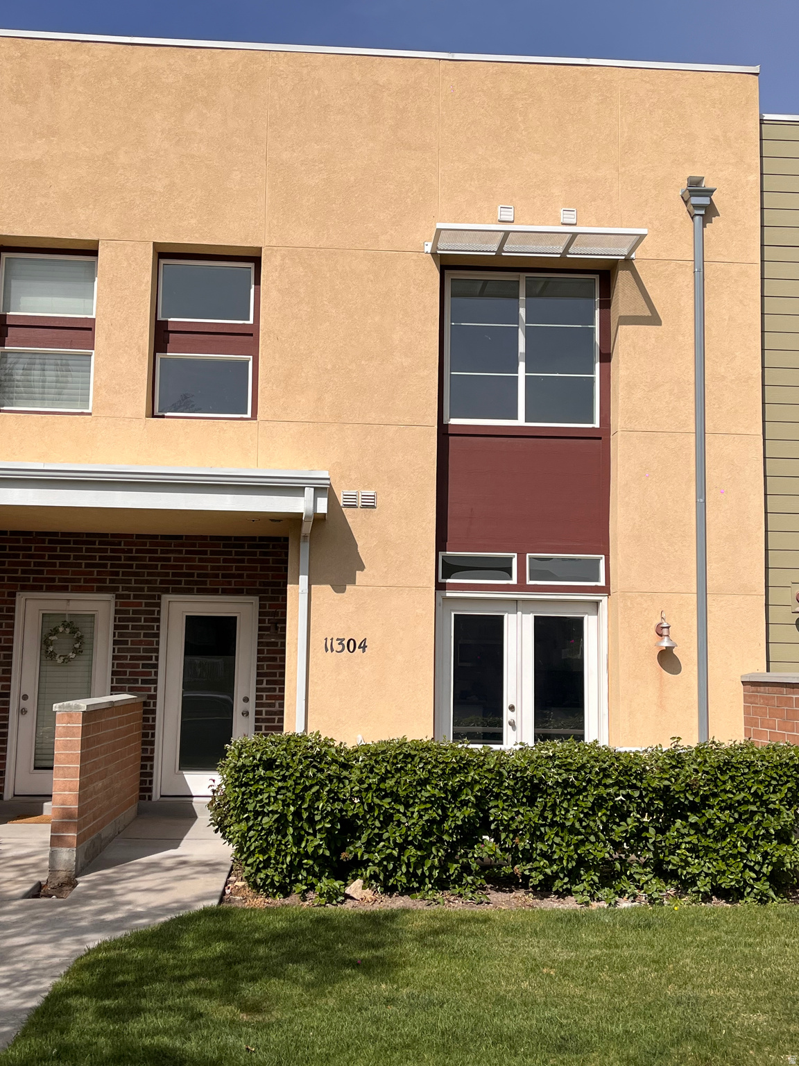 SUMMERLANE AT THE DISTRICT - Residential