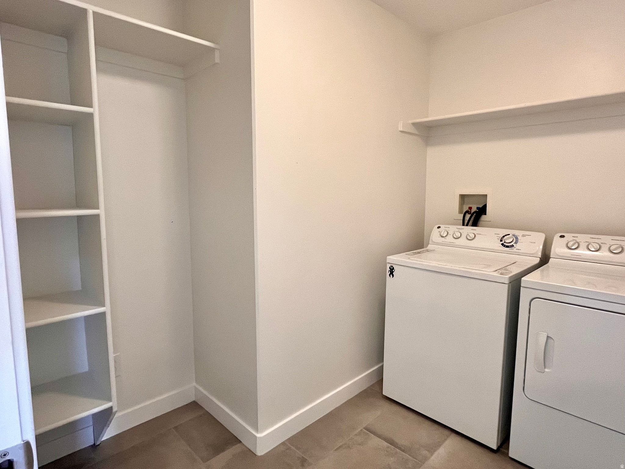 SUMMERLANE AT THE DISTRICT - Residential