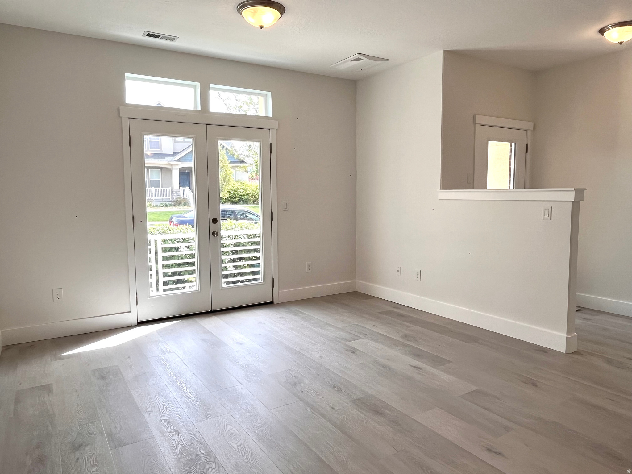 SUMMERLANE AT THE DISTRICT - Residential