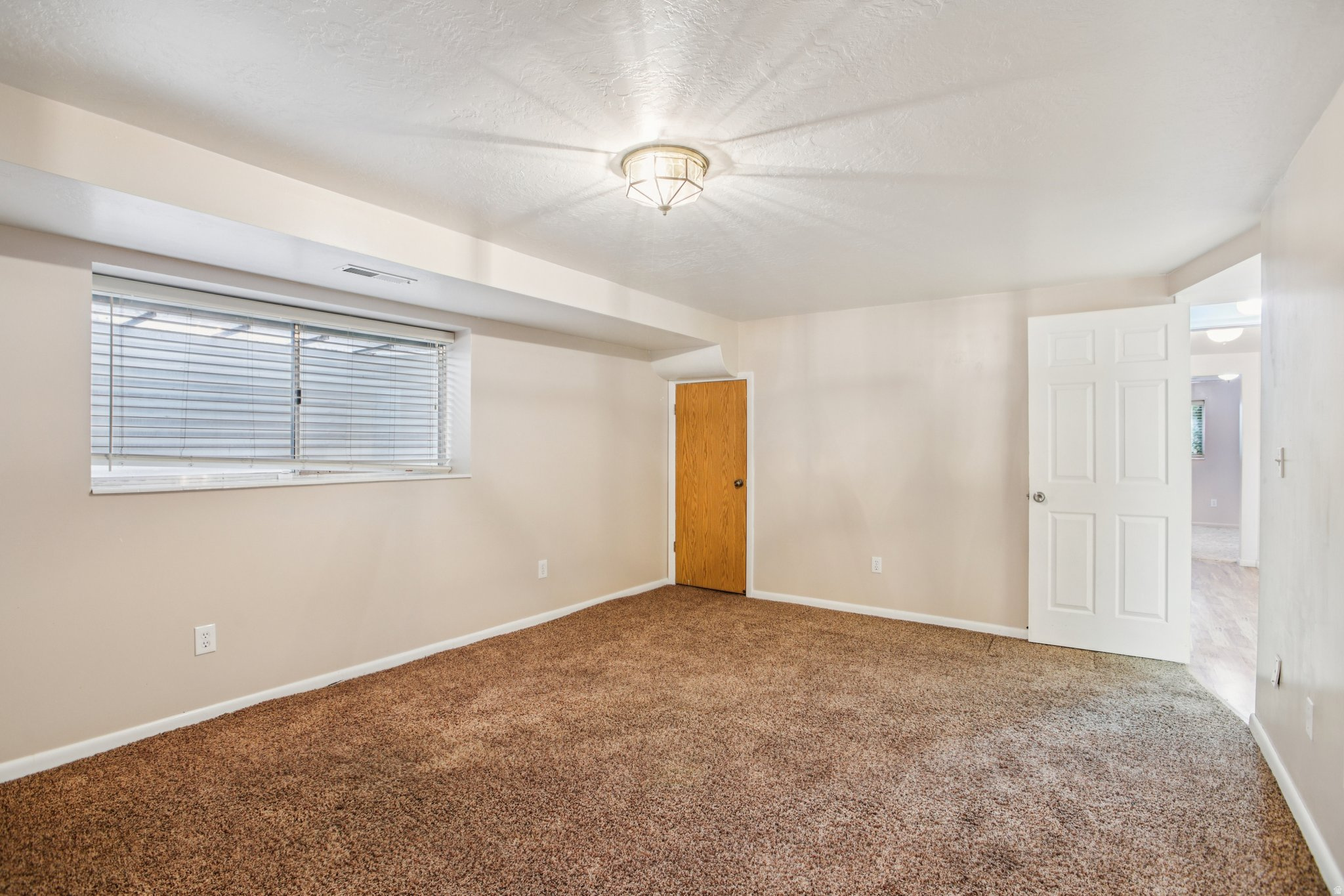 VISTA MONTANA - Residential