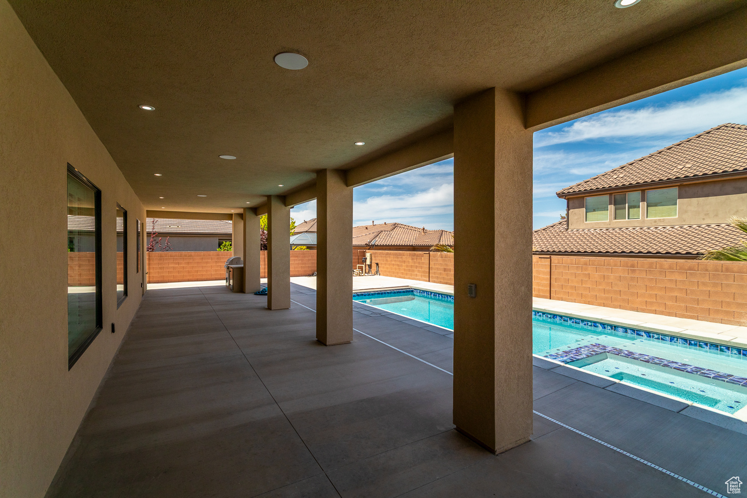 ANCESTOR ESTATES - Residential