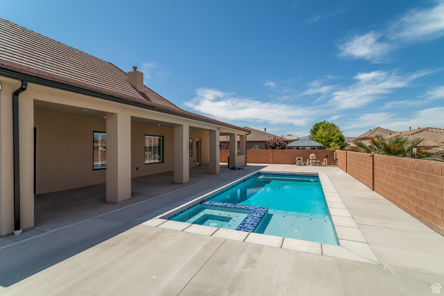 ANCESTOR ESTATES - Residential