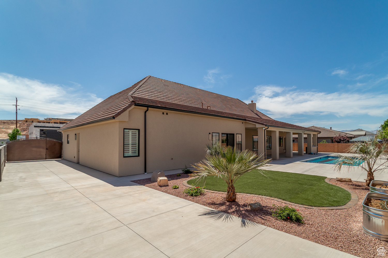 ANCESTOR ESTATES - Residential