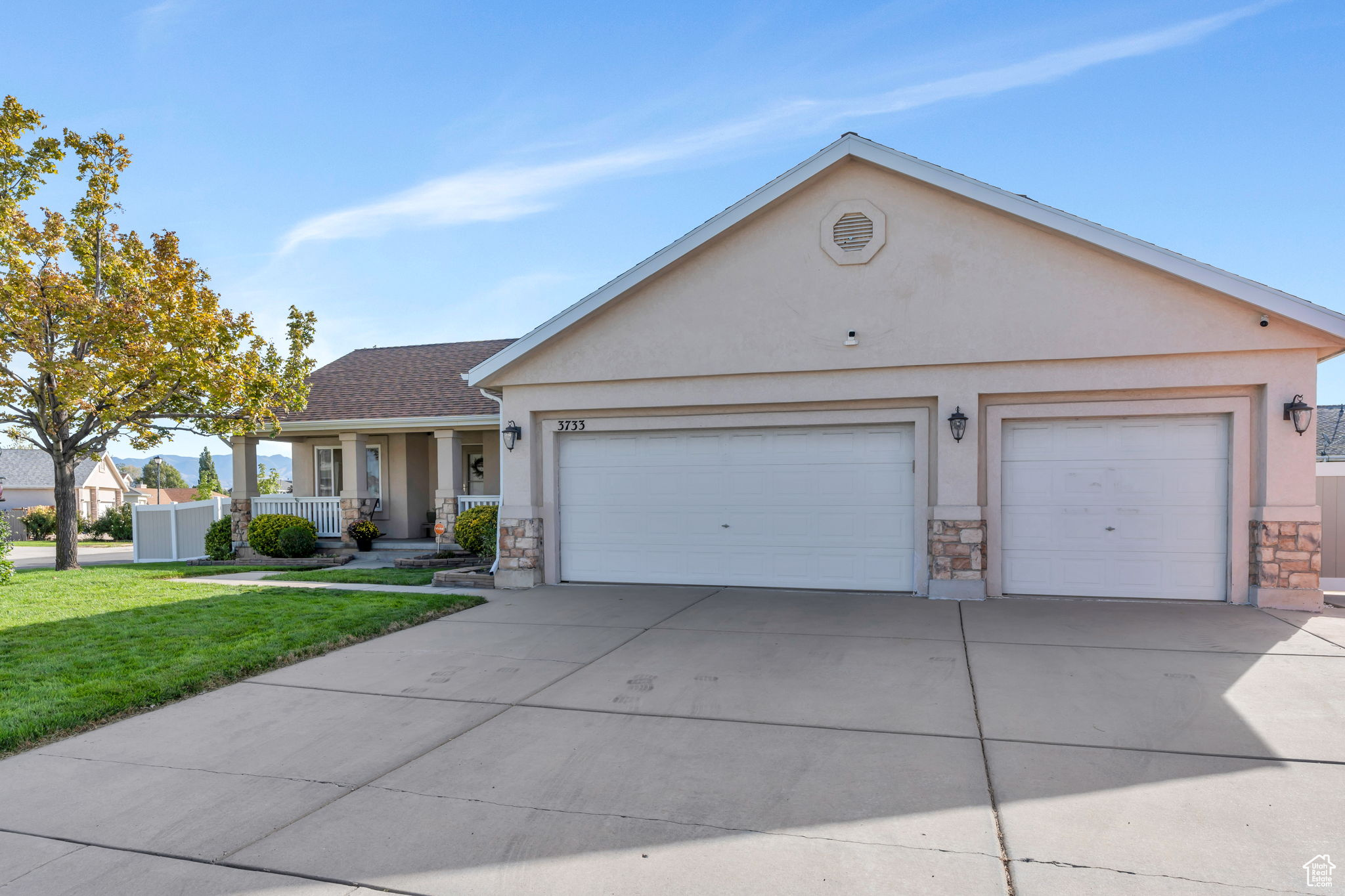BRIDLEVALE AT WALLACE FARMS - Residential