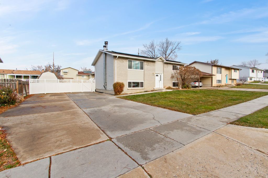 Photo of 2676 W 6050 S, Roy, UT 84067 (MLS # 2128108)