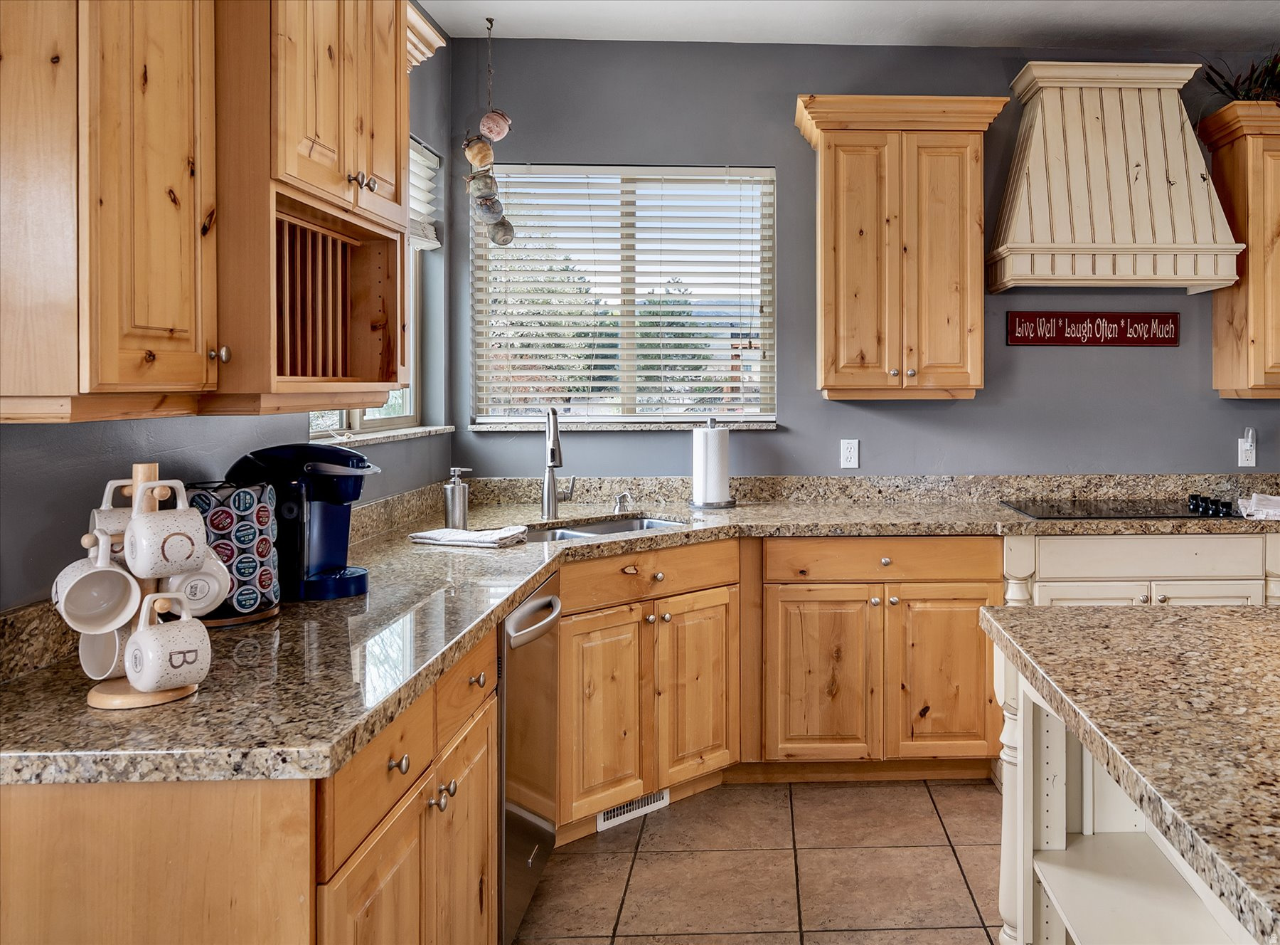 TROPHY MEADOWS - Residential