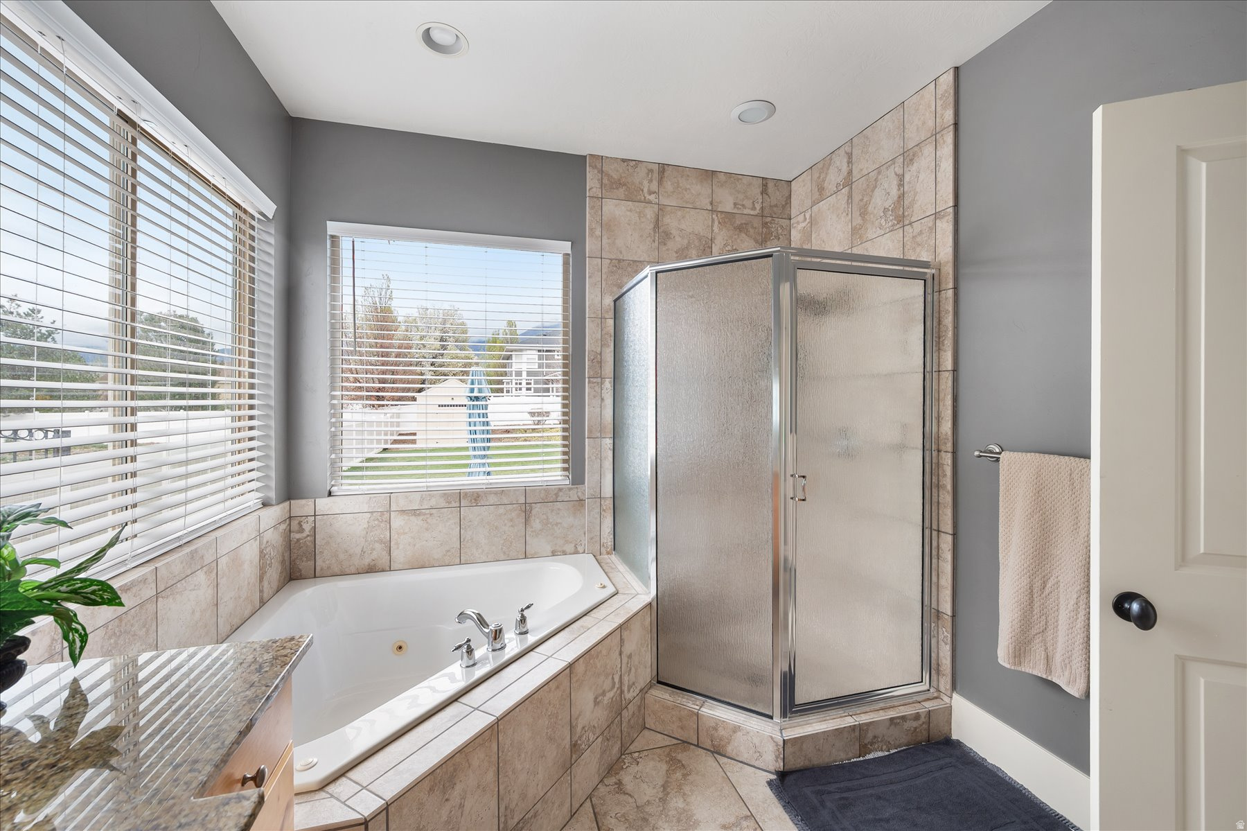 TROPHY MEADOWS - Residential