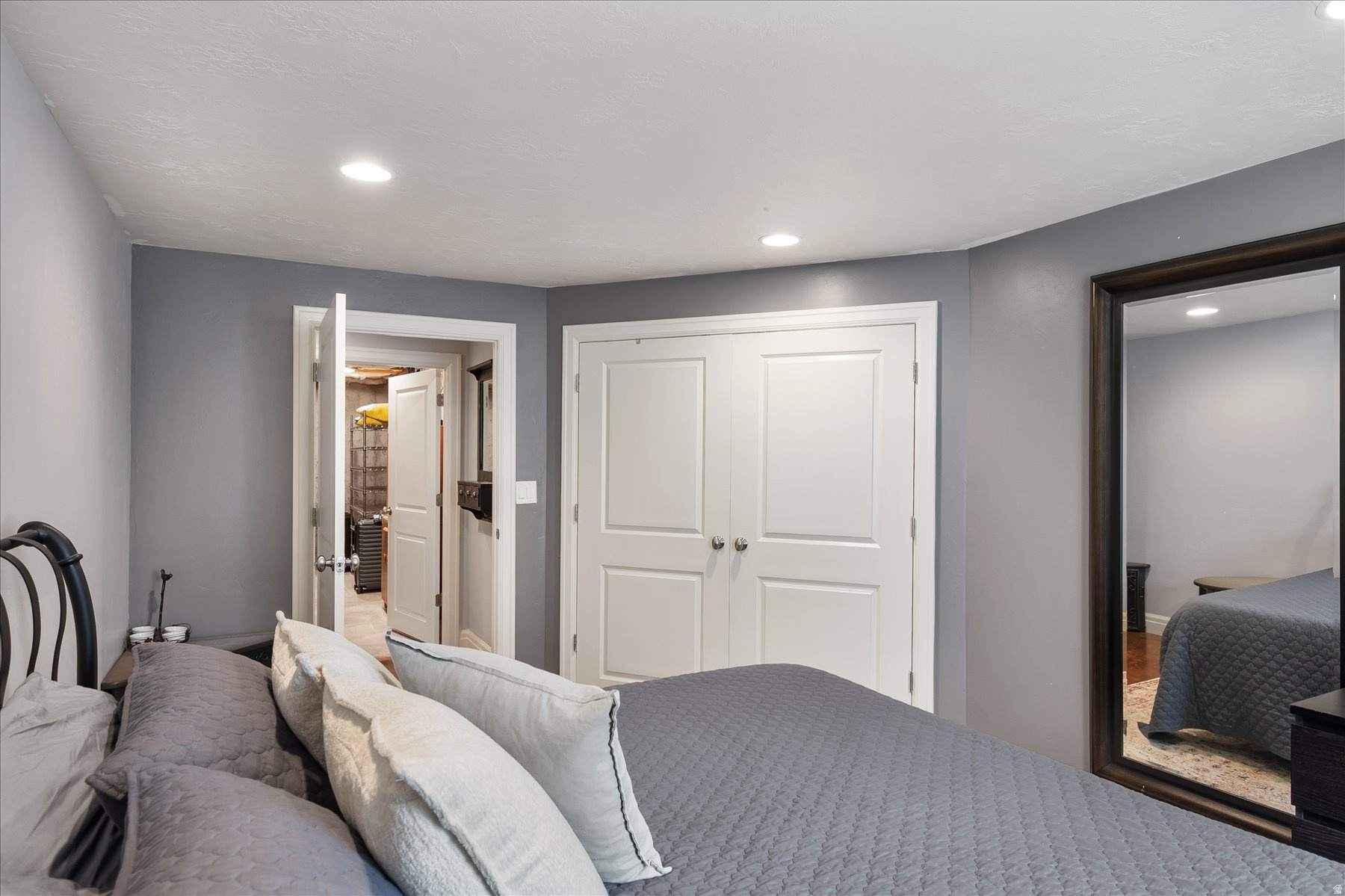 TROPHY MEADOWS - Residential