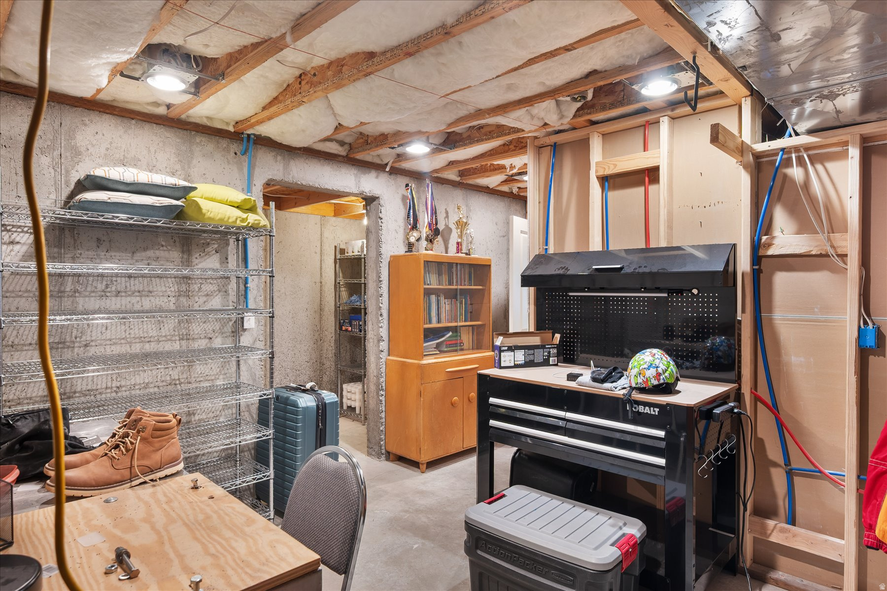 TROPHY MEADOWS - Residential