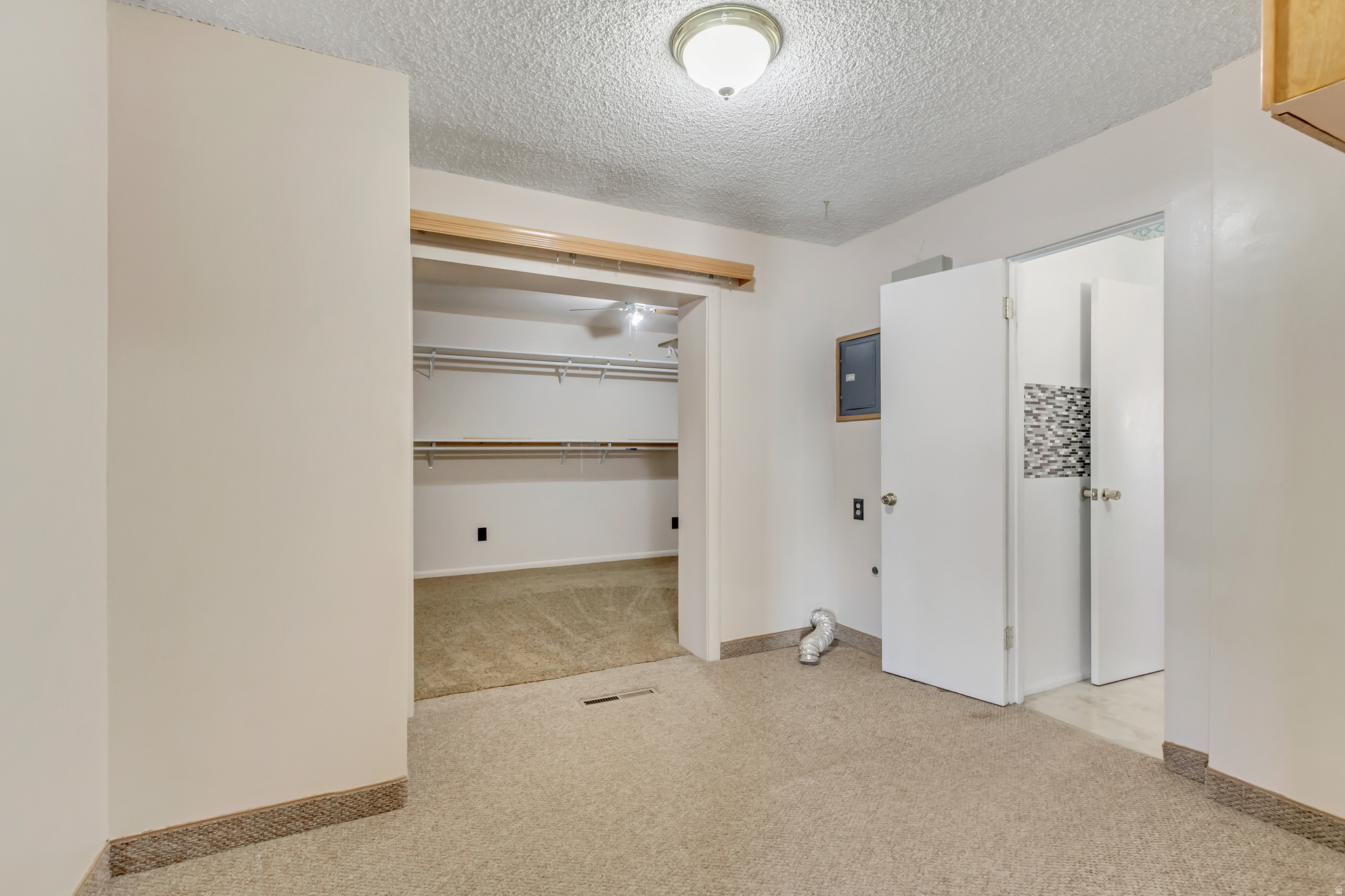 HOFFMAN HEIGHTS - Residential