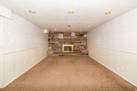 Tiny photo for 788 W 2400 N, Clinton, UT 84015 (MLS # 2149879)