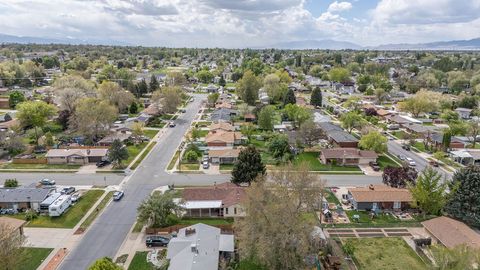 Tiny photo for 788 W 2400 N, Clinton, UT 84015 (MLS # 2149879)