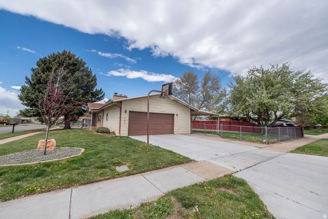 Tiny photo for 788 W 2400 N, Clinton, UT 84015 (MLS # 2149879)