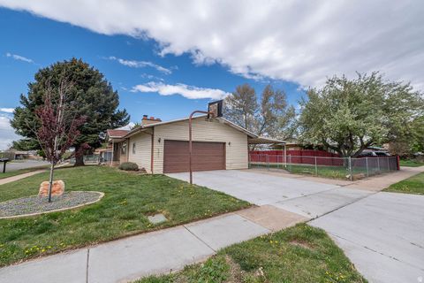 Tiny photo for 788 W 2400 N, Clinton, UT 84015 (MLS # 2149879)