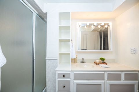 Tiny photo for 788 W 2400 N, Clinton, UT 84015 (MLS # 2149879)