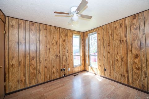Tiny photo for 788 W 2400 N, Clinton, UT 84015 (MLS # 2149879)