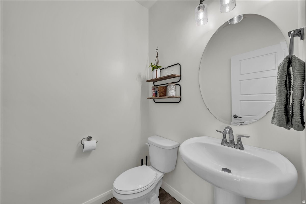 WHITE TRAILS 1 - Residential