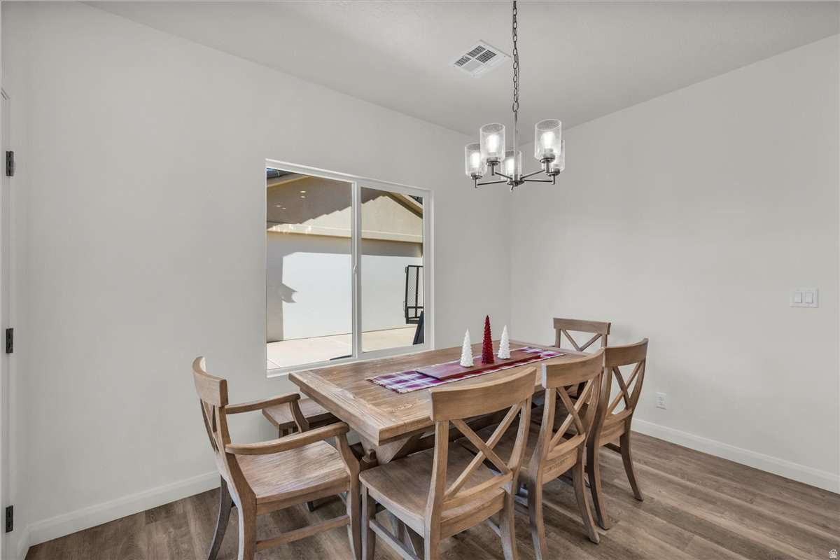 WHITE TRAILS 1 - Residential