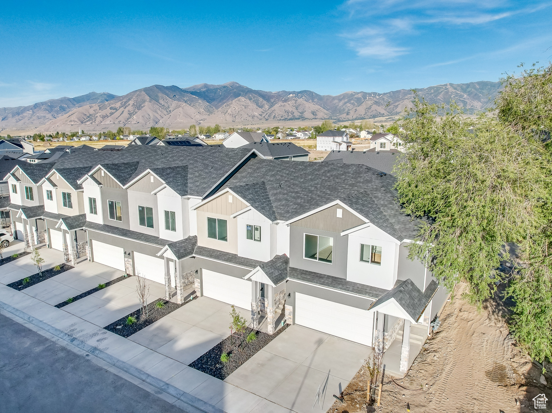 724 N 160, Tooele, Utah image 2