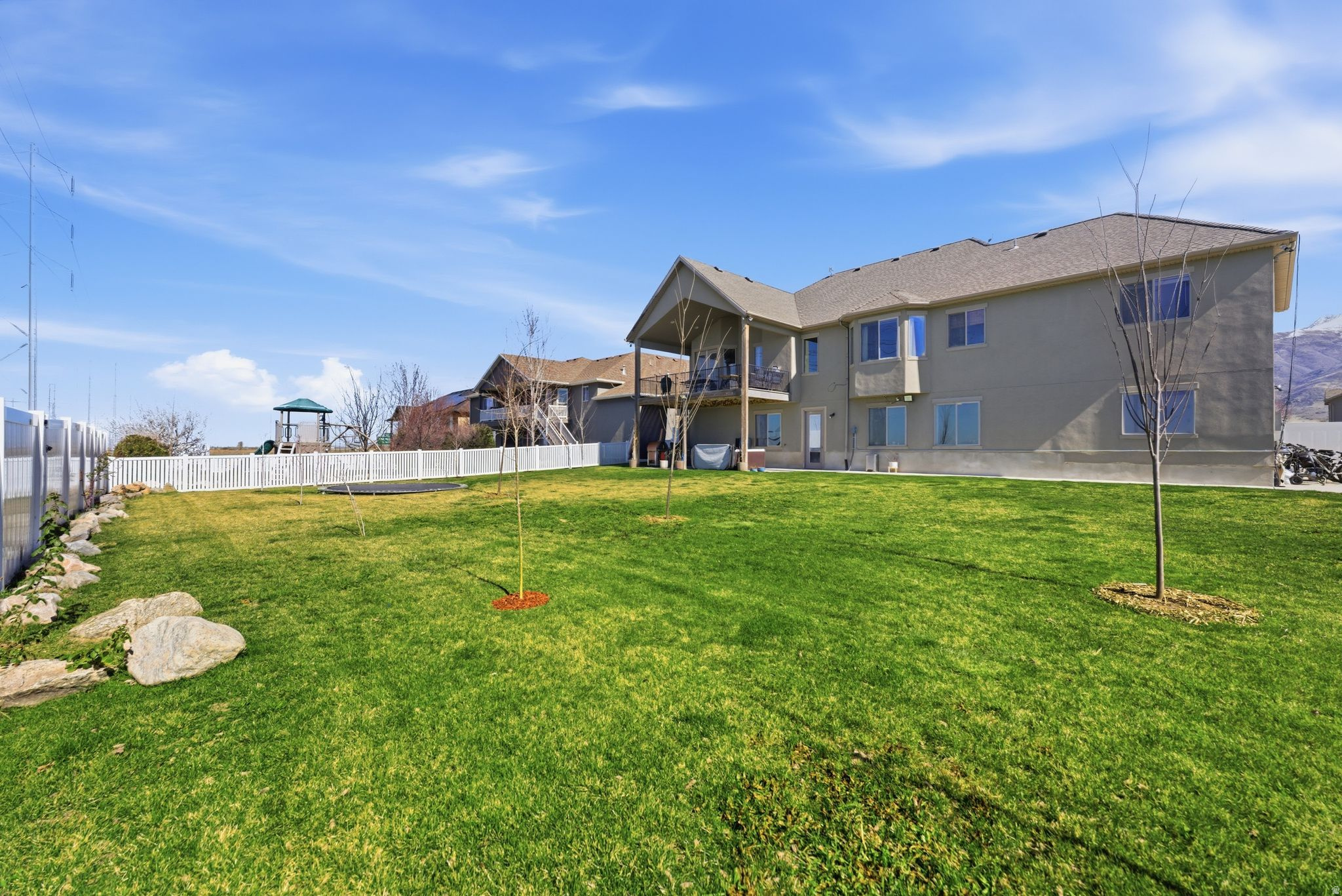 FARMINGTON RANCHES - Residential