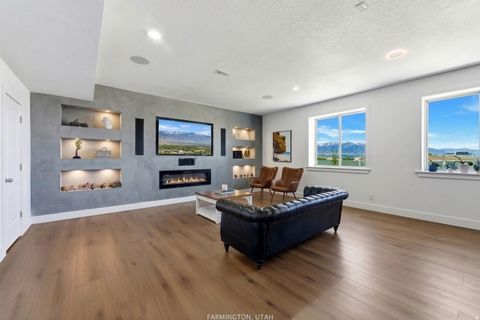 Tiny photo for 223 N RANCH RD W, Farmington, UT 84025 (MLS # 2144571)