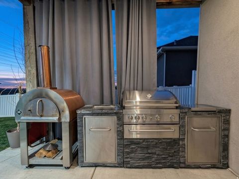 Tiny photo for 223 N RANCH RD W, Farmington, UT 84025 (MLS # 2144571)