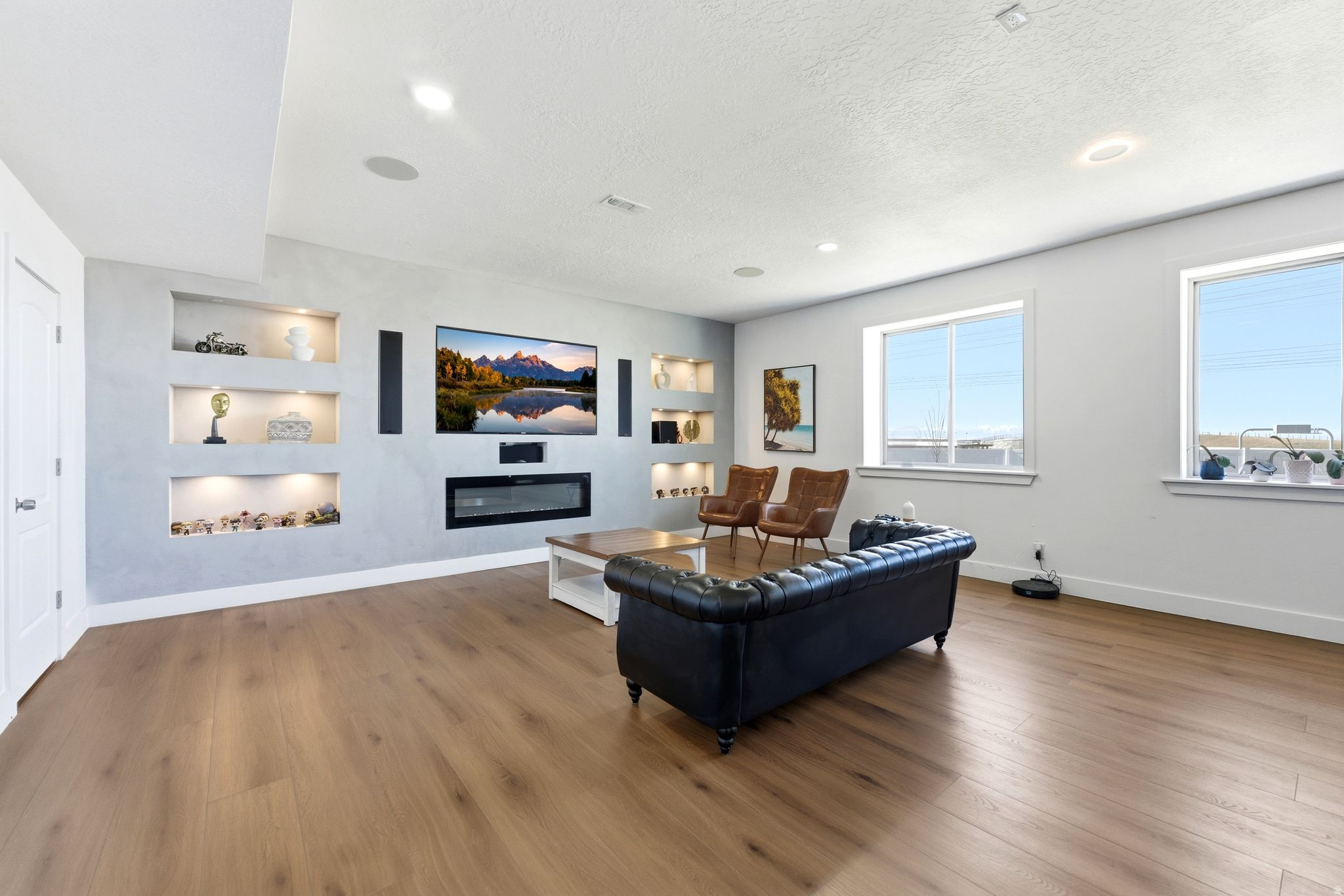 FARMINGTON RANCHES - Residential