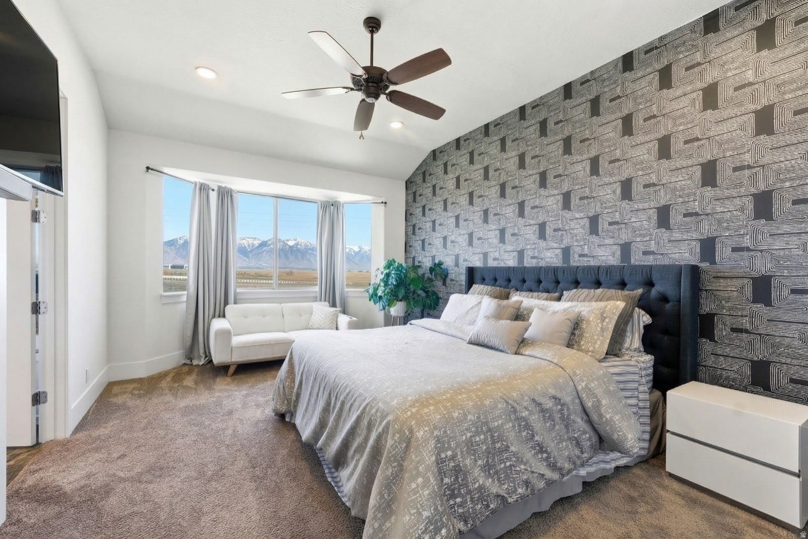 FARMINGTON RANCHES - Residential