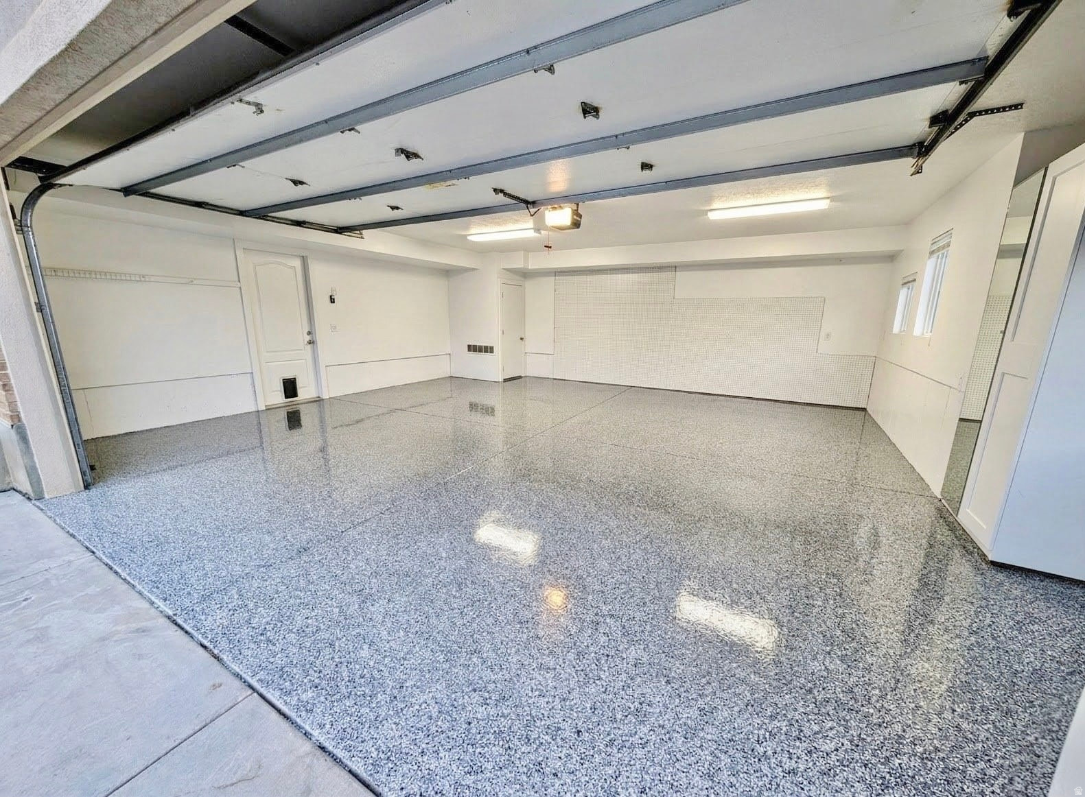 FARMINGTON RANCHES - Residential