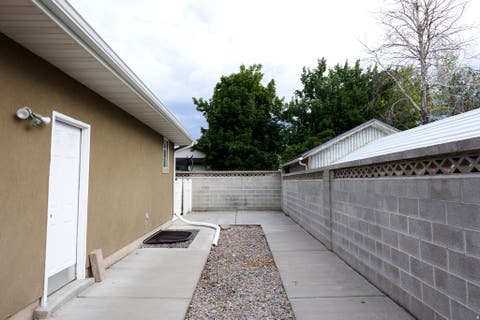 Tiny photo for 5939 S NOBLE OAKS CIR, Murray, UT 84123 (MLS # 2174247)