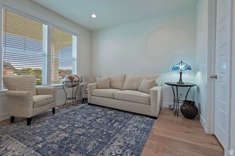 Tiny photo for 1056 W TURNBERRY CV #5 Cv S, Taylorsville, UT 84123 (MLS # 2115609)