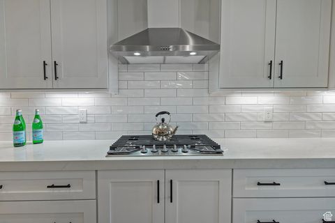 Tiny photo for 1056 W TURNBERRY CV #5 Cv S, Taylorsville, UT 84123 (MLS # 2115609)