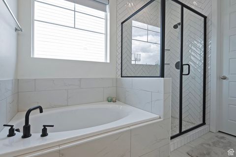 Tiny photo for 1056 W TURNBERRY CV #5 Cv S, Taylorsville, UT 84123 (MLS # 2115609)