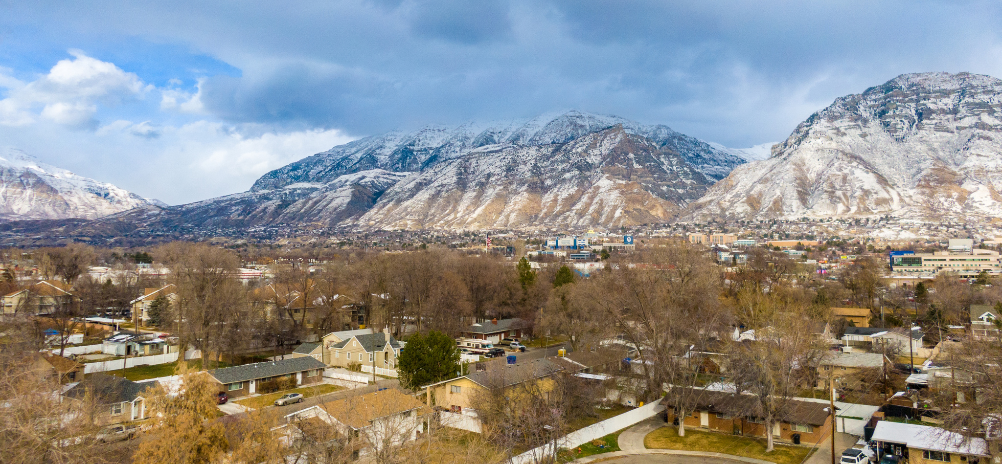DAVIES RIVERSIDE - Residential