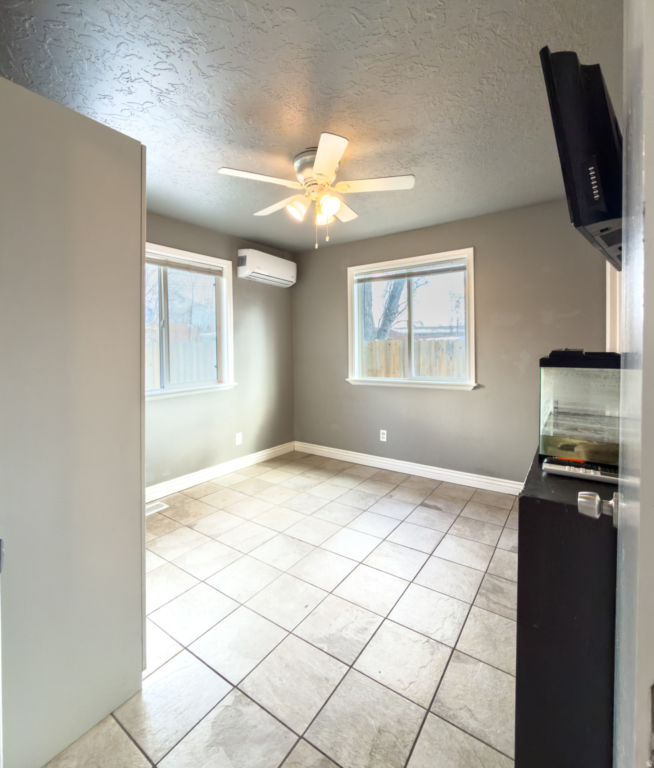 DAVIES RIVERSIDE - Residential