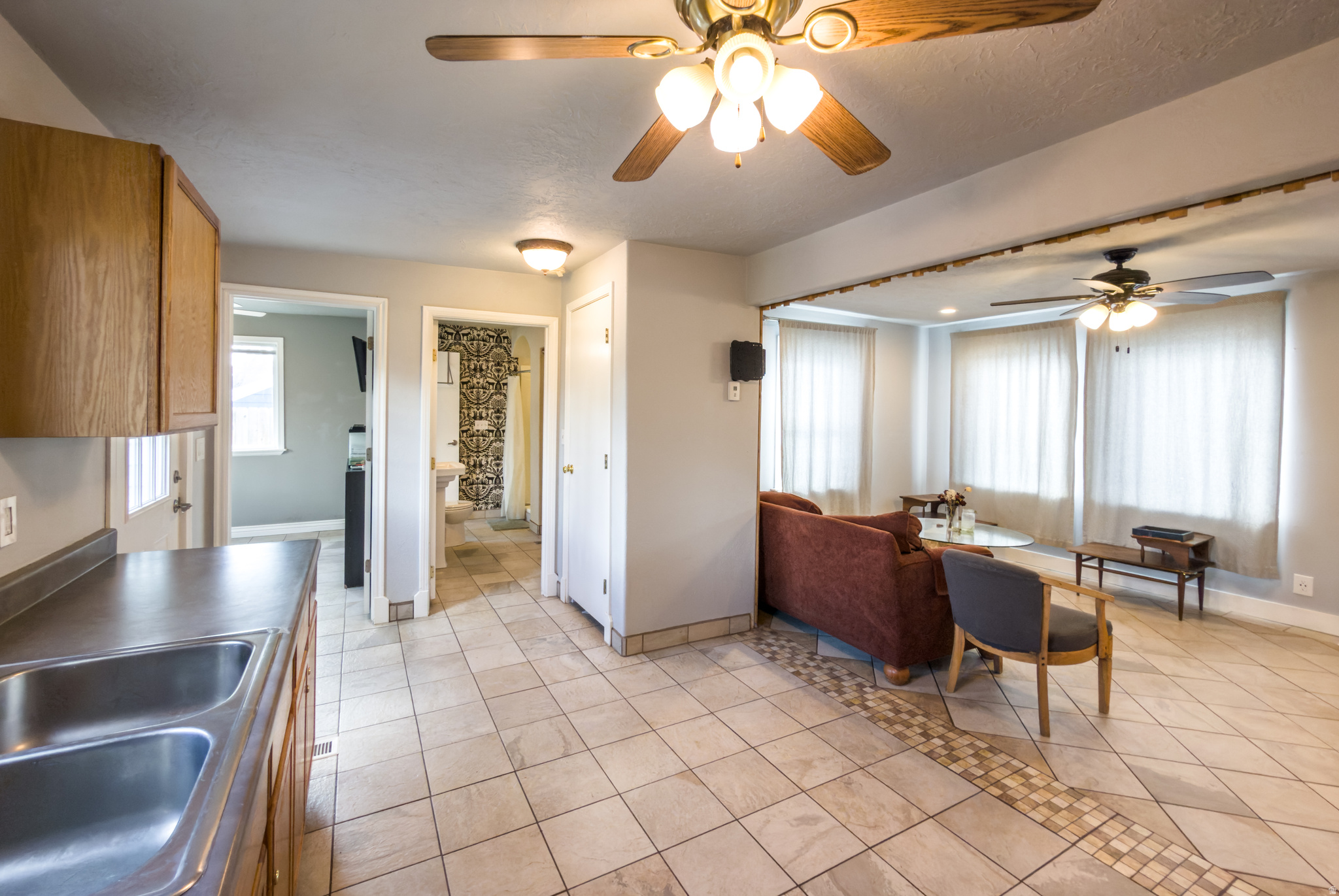 DAVIES RIVERSIDE - Residential