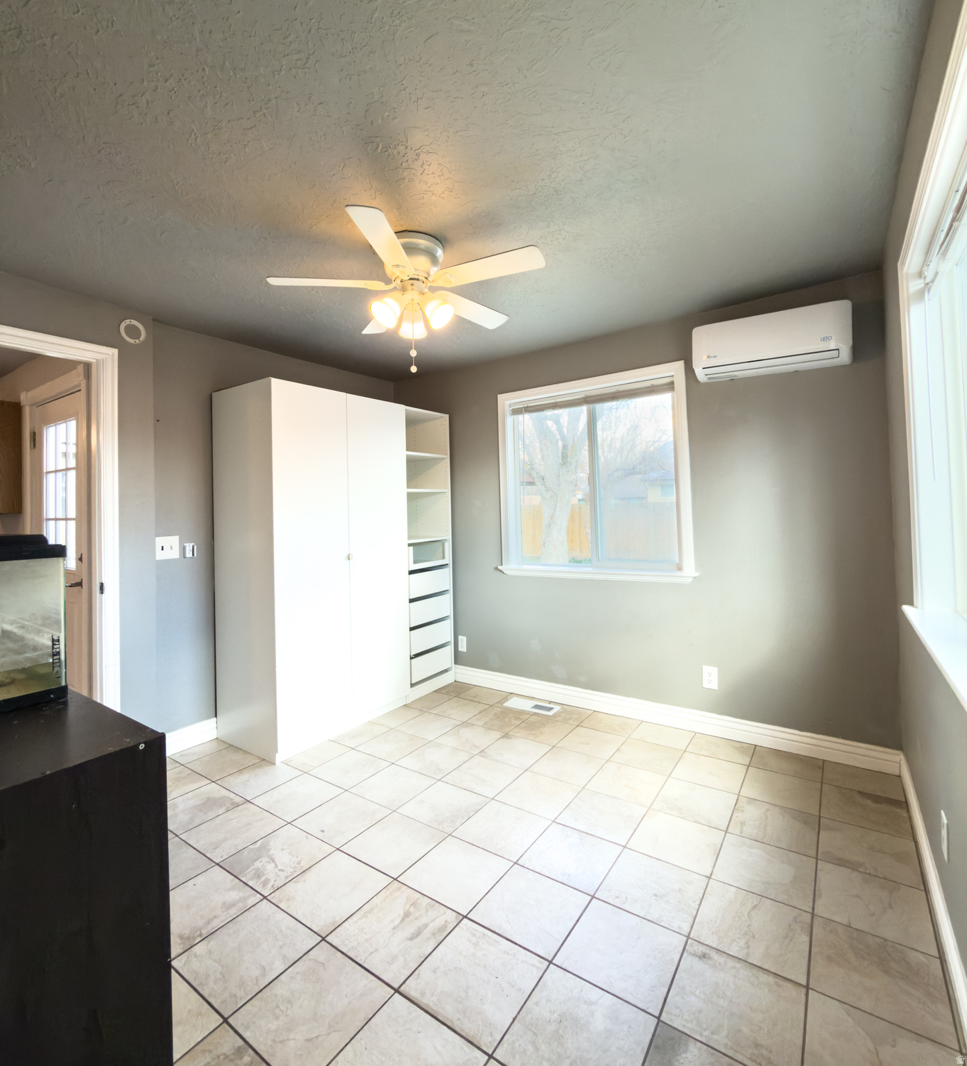 DAVIES RIVERSIDE - Residential