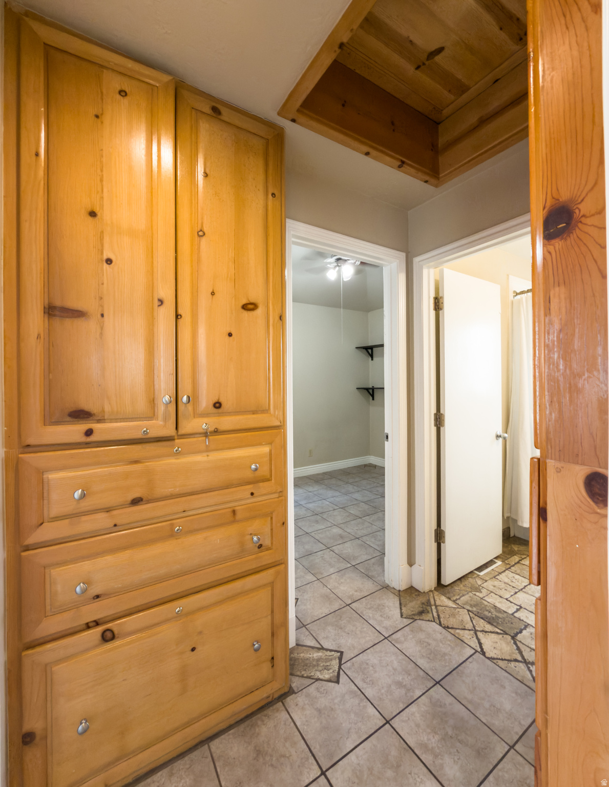 DAVIES RIVERSIDE - Residential