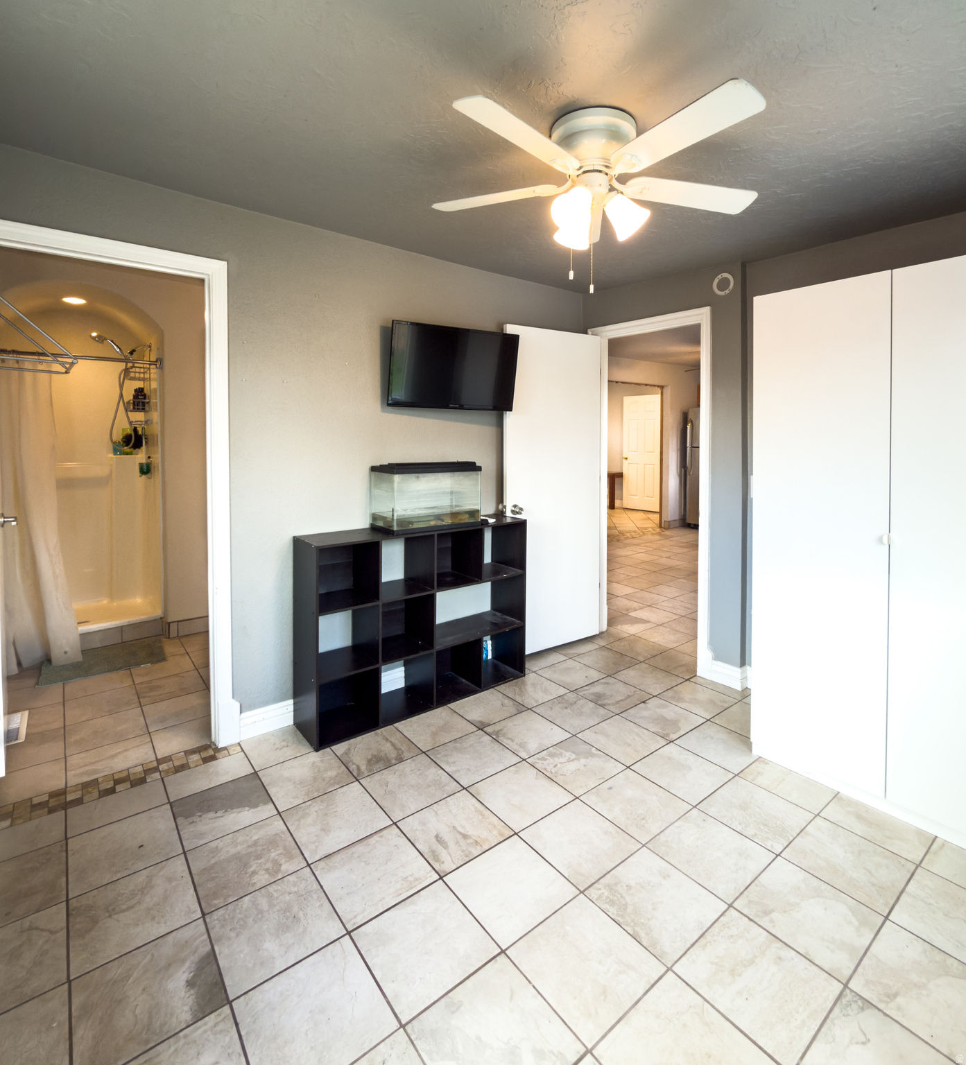 DAVIES RIVERSIDE - Residential