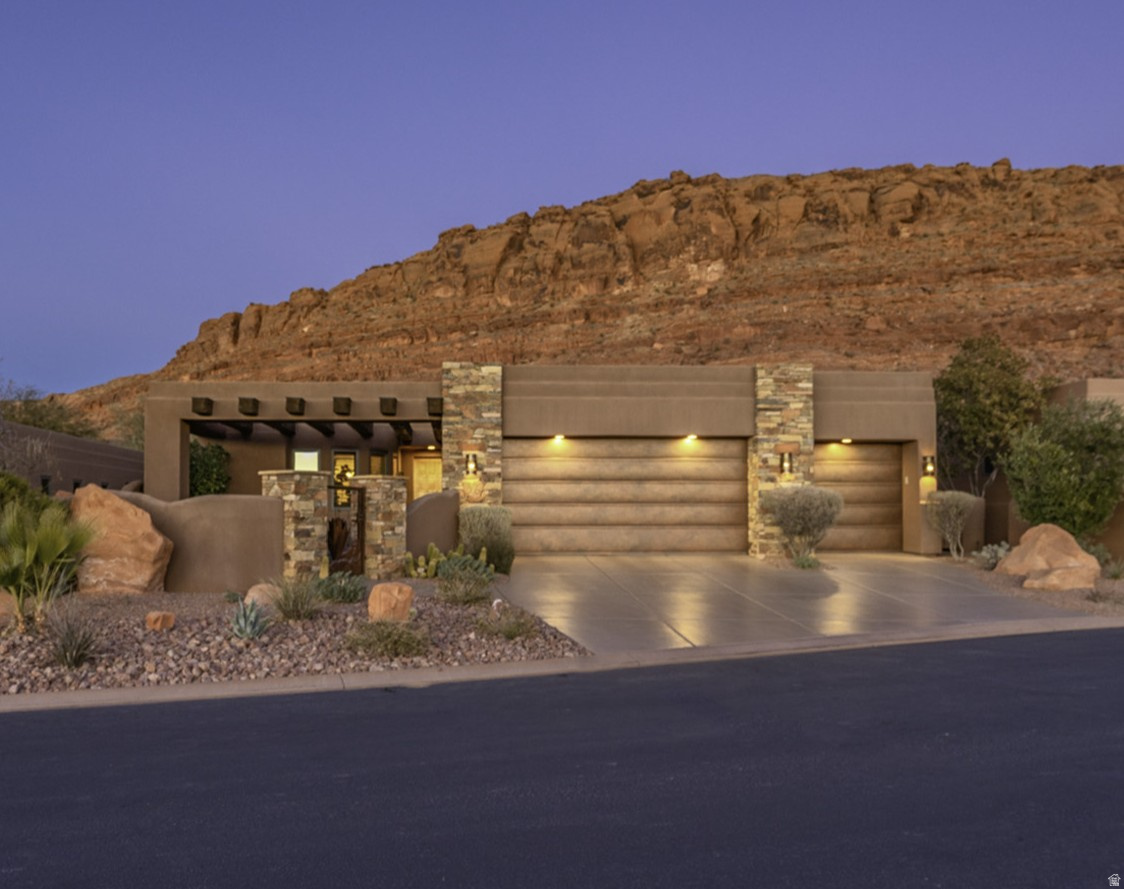 KACHINA SPRINGS EAST AT ENTRADA - Residential