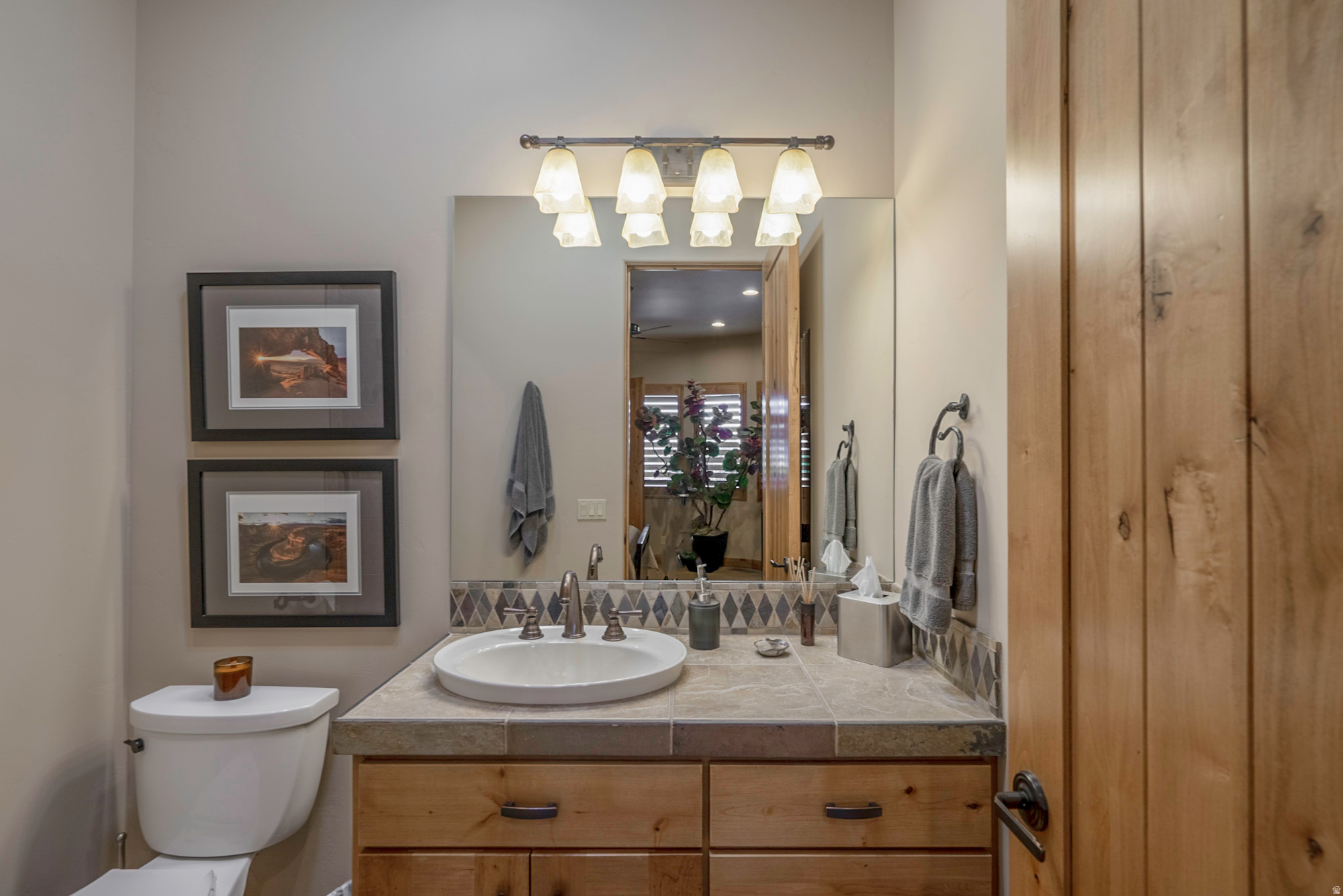 KACHINA SPRINGS EAST AT ENTRADA - Residential