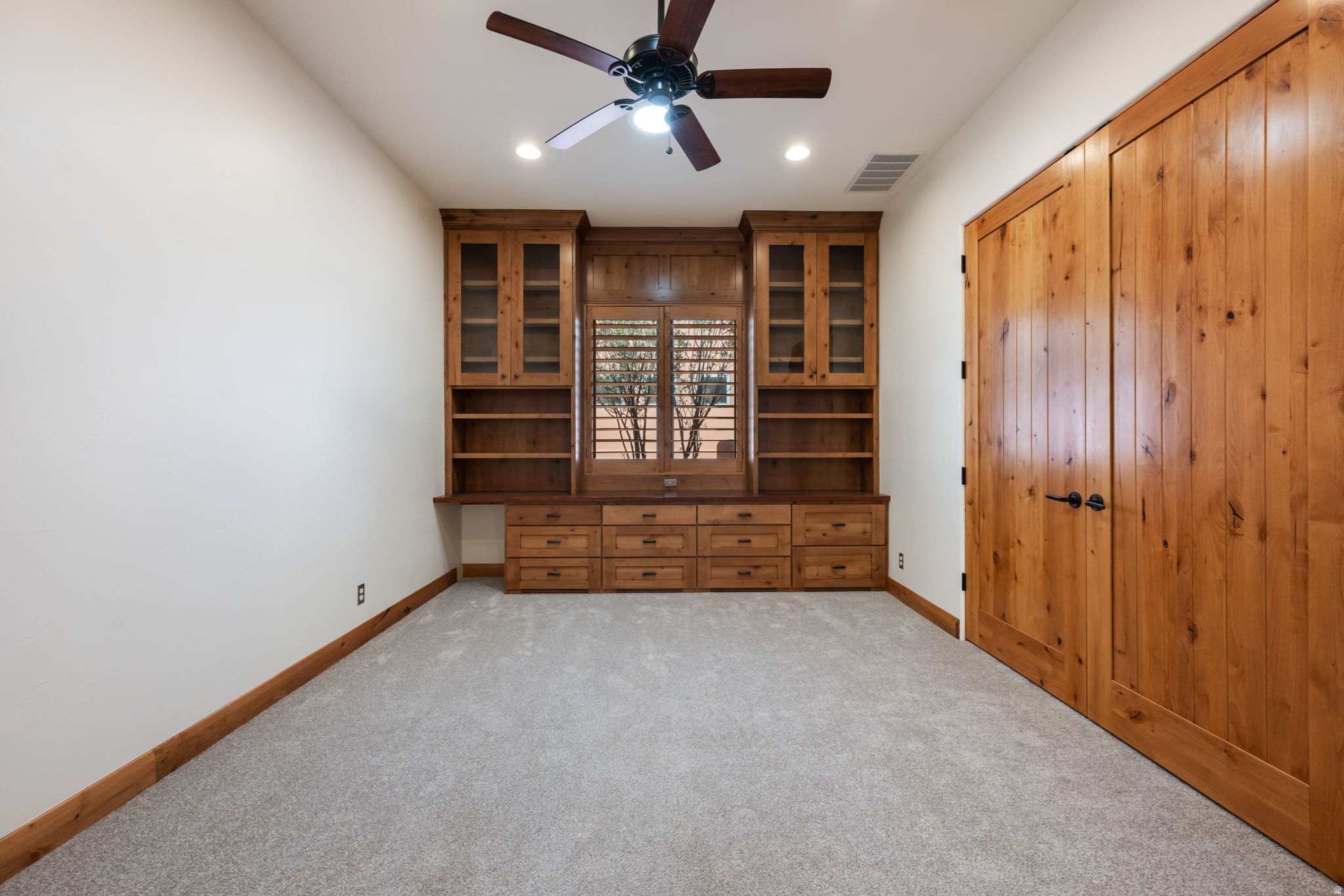 KACHINA SPRINGS EAST AT ENTRADA - Residential