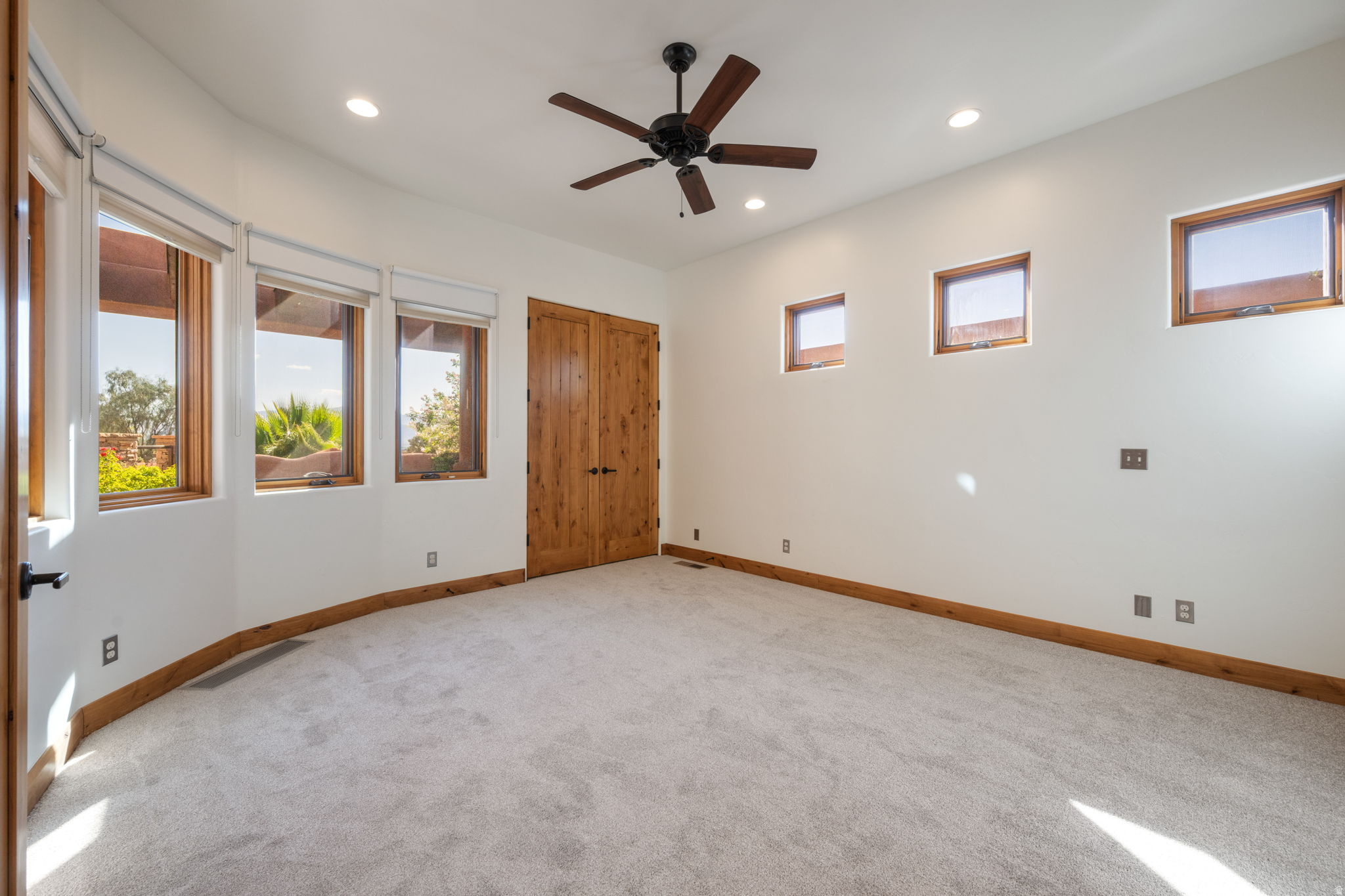 KACHINA SPRINGS EAST AT ENTRADA - Residential