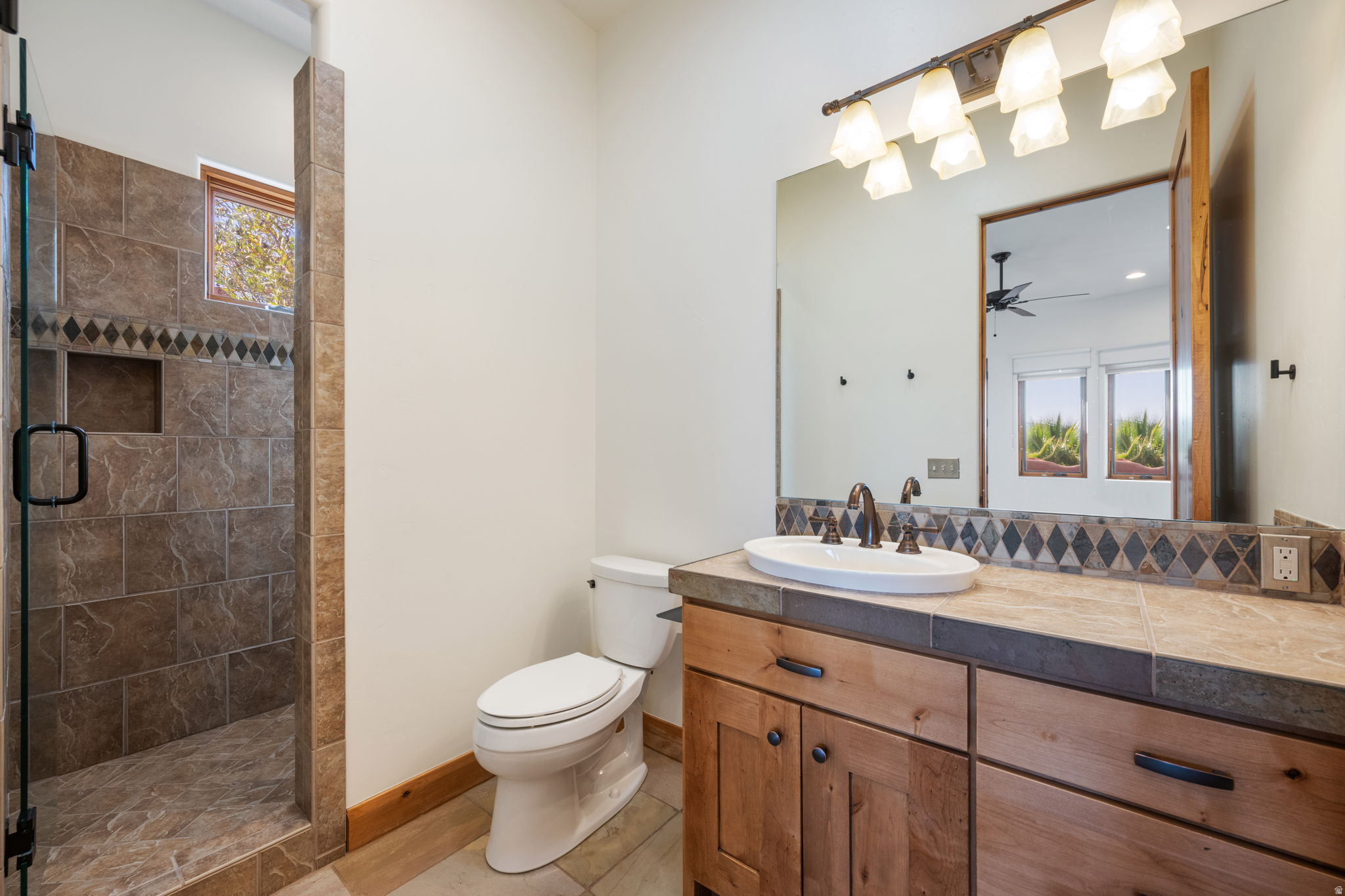 KACHINA SPRINGS EAST AT ENTRADA - Residential