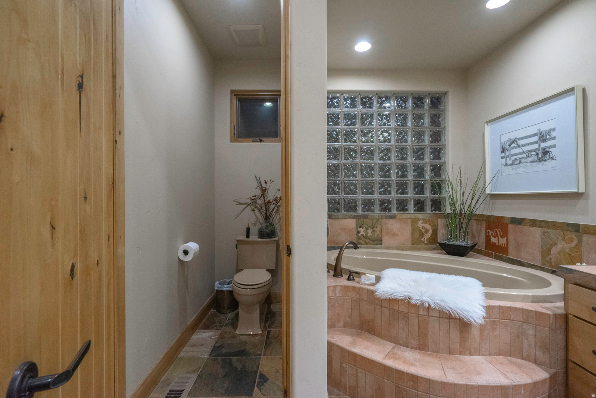 KACHINA SPRINGS EAST AT ENTRADA - Residential