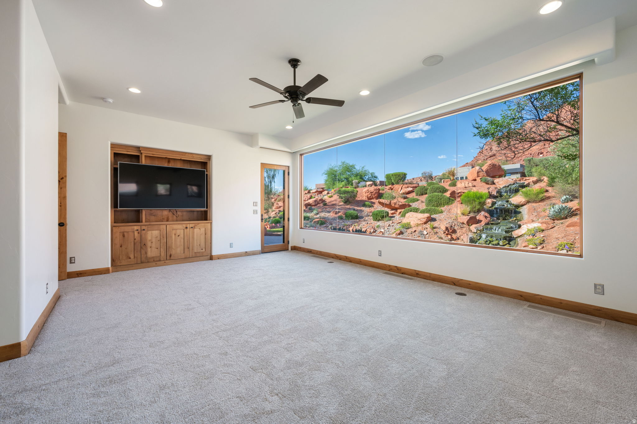 KACHINA SPRINGS EAST AT ENTRADA - Residential