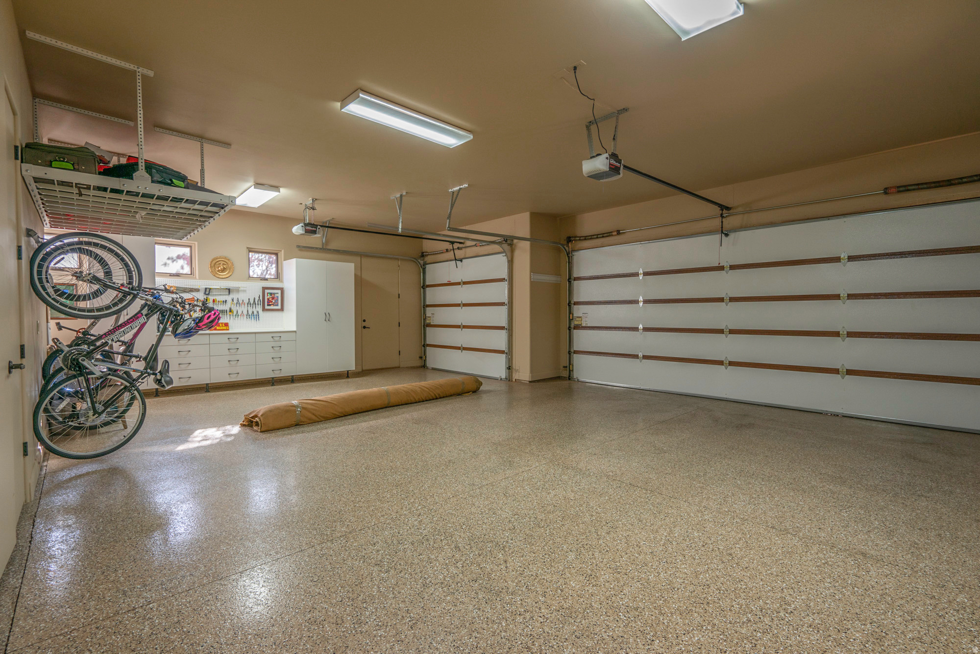 KACHINA SPRINGS EAST AT ENTRADA - Residential