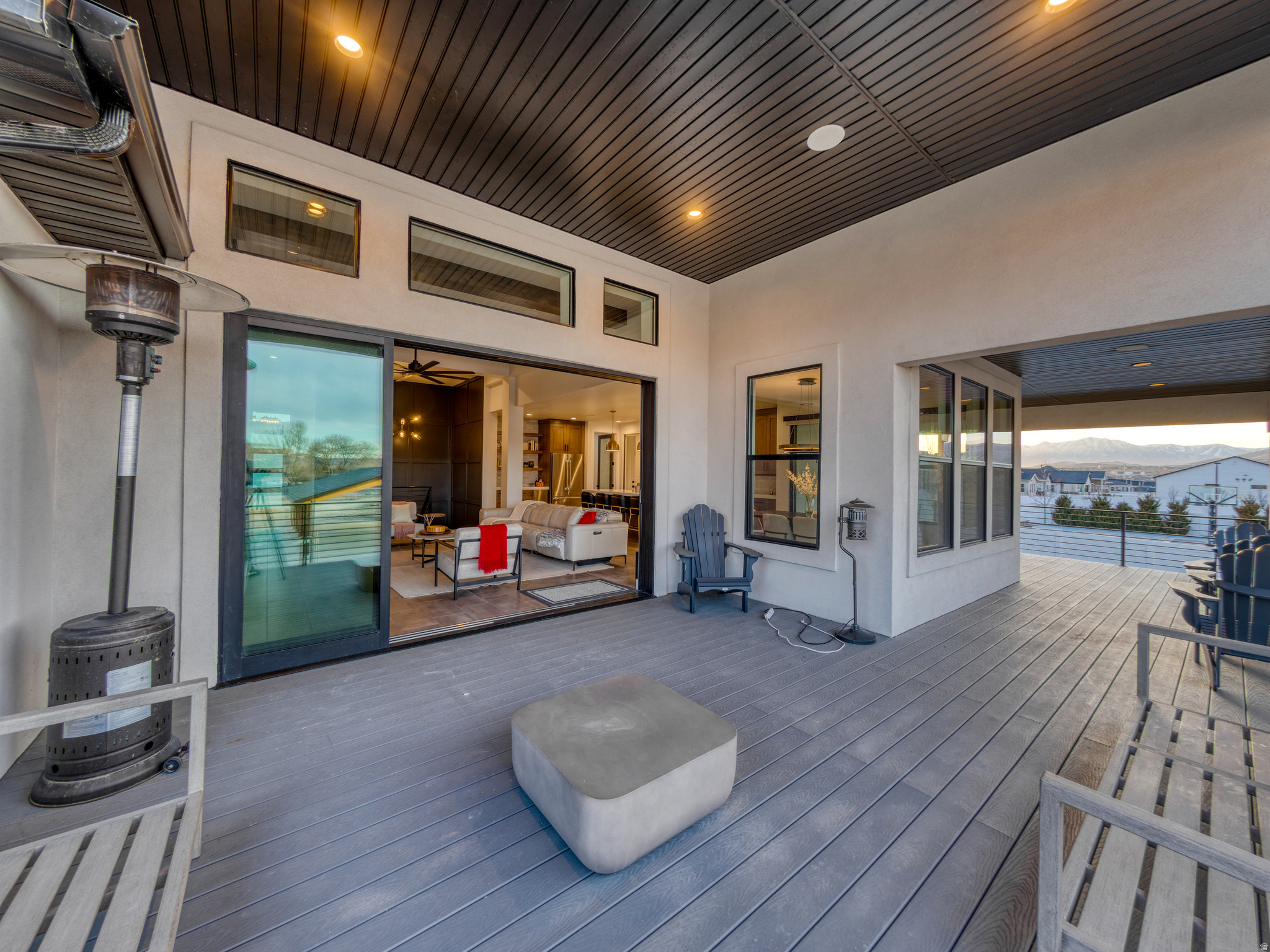 COLLEDGE FARMS - Residential