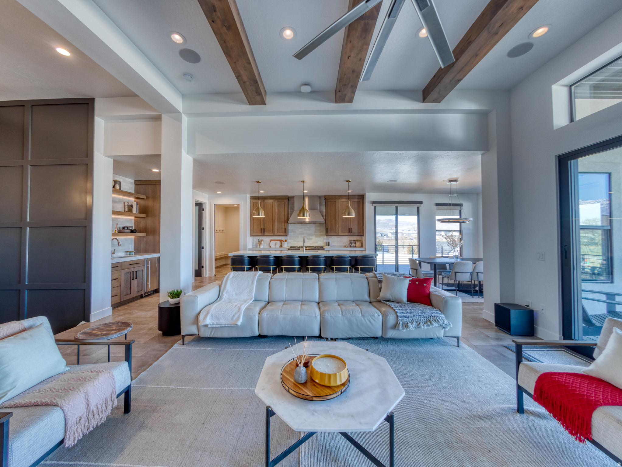 COLLEDGE FARMS - Residential